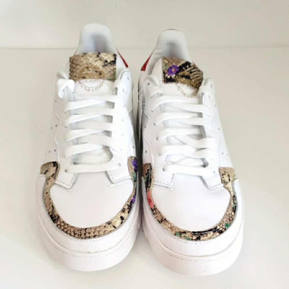Addidas Snakers - Picture 3 of 11